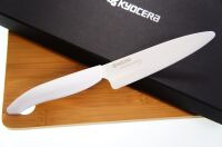 Zestaw prezentowy - Ceramiczny nóż do plastrowania 13cm + deska Bambusowa Kyocera
